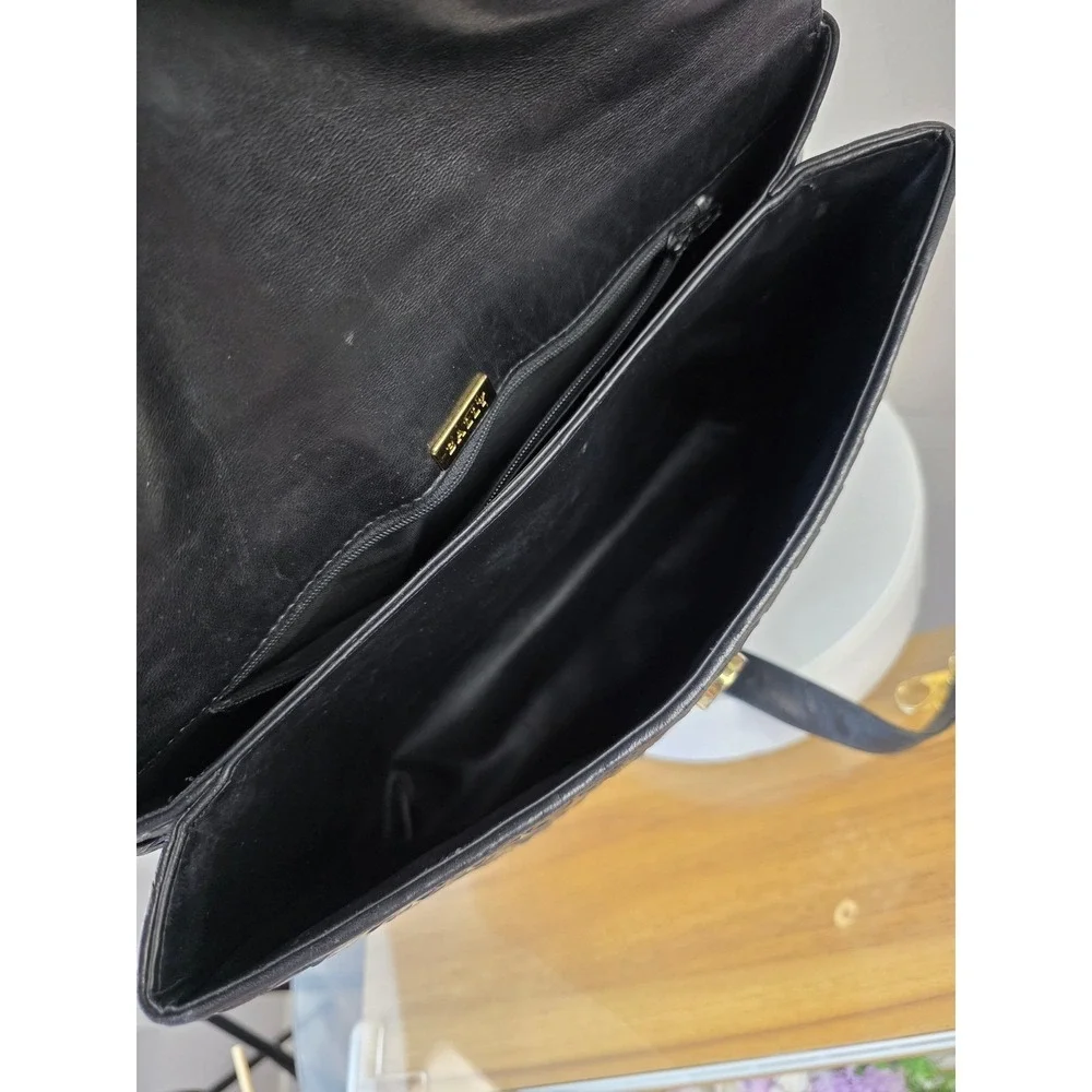Bally Vintage Black Woven Leather Top Handle Satchel Bag Made in Italy Gold Logo
